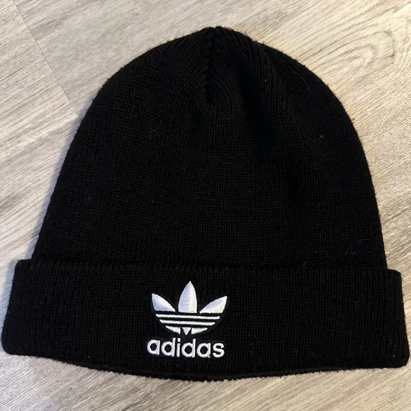 Adidas and BC Skateshop Beanie Set - Picture 3 of 3